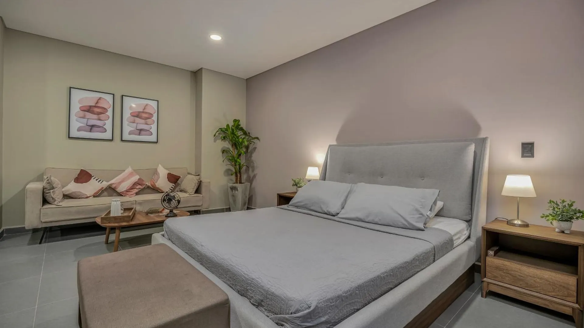 Apartamentos Oslo Tesoro By Housy Host Medellín Bed and breakfast