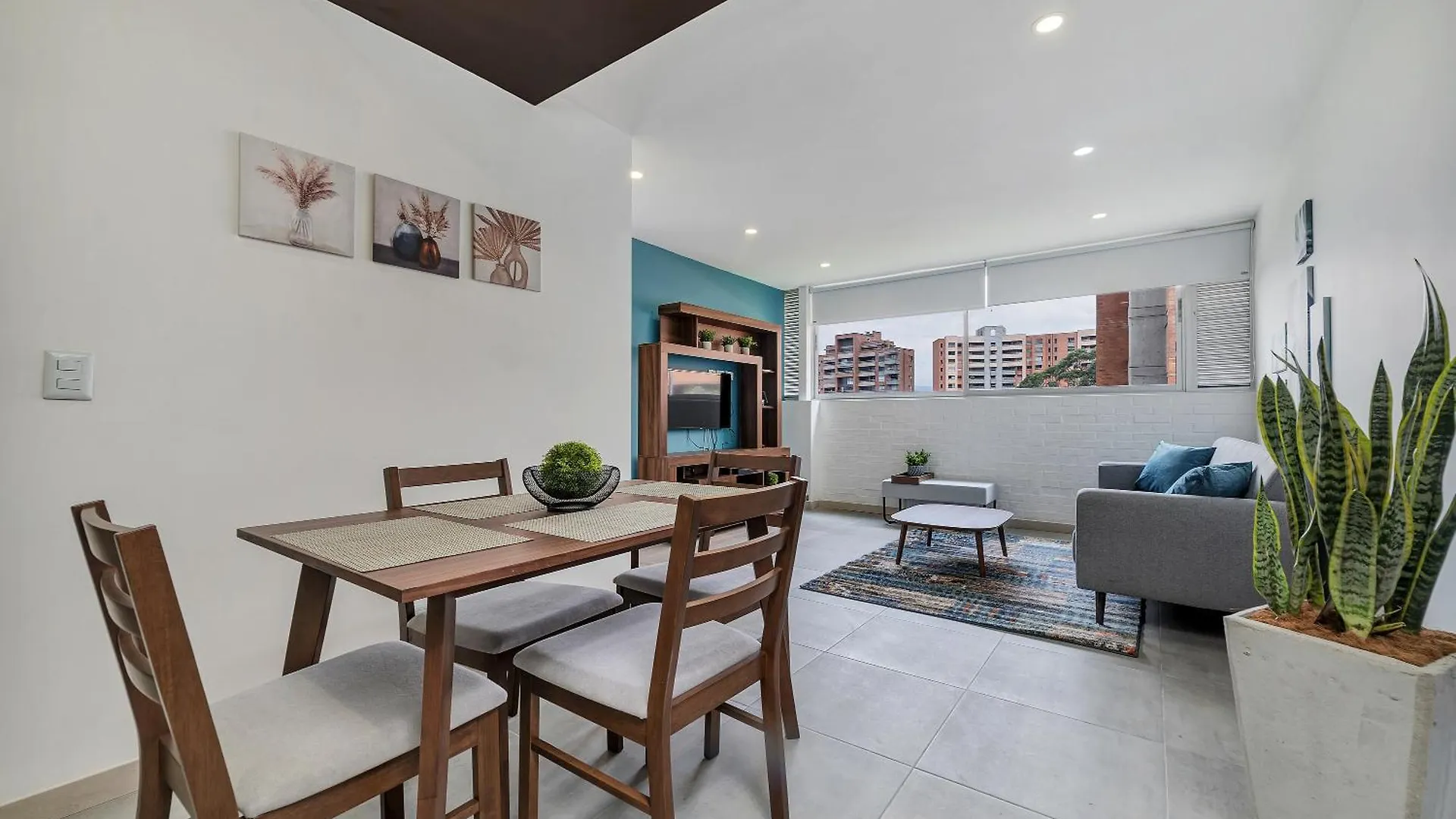 Apartamentos Oslo Tesoro By Housy Host Medellín Colombia