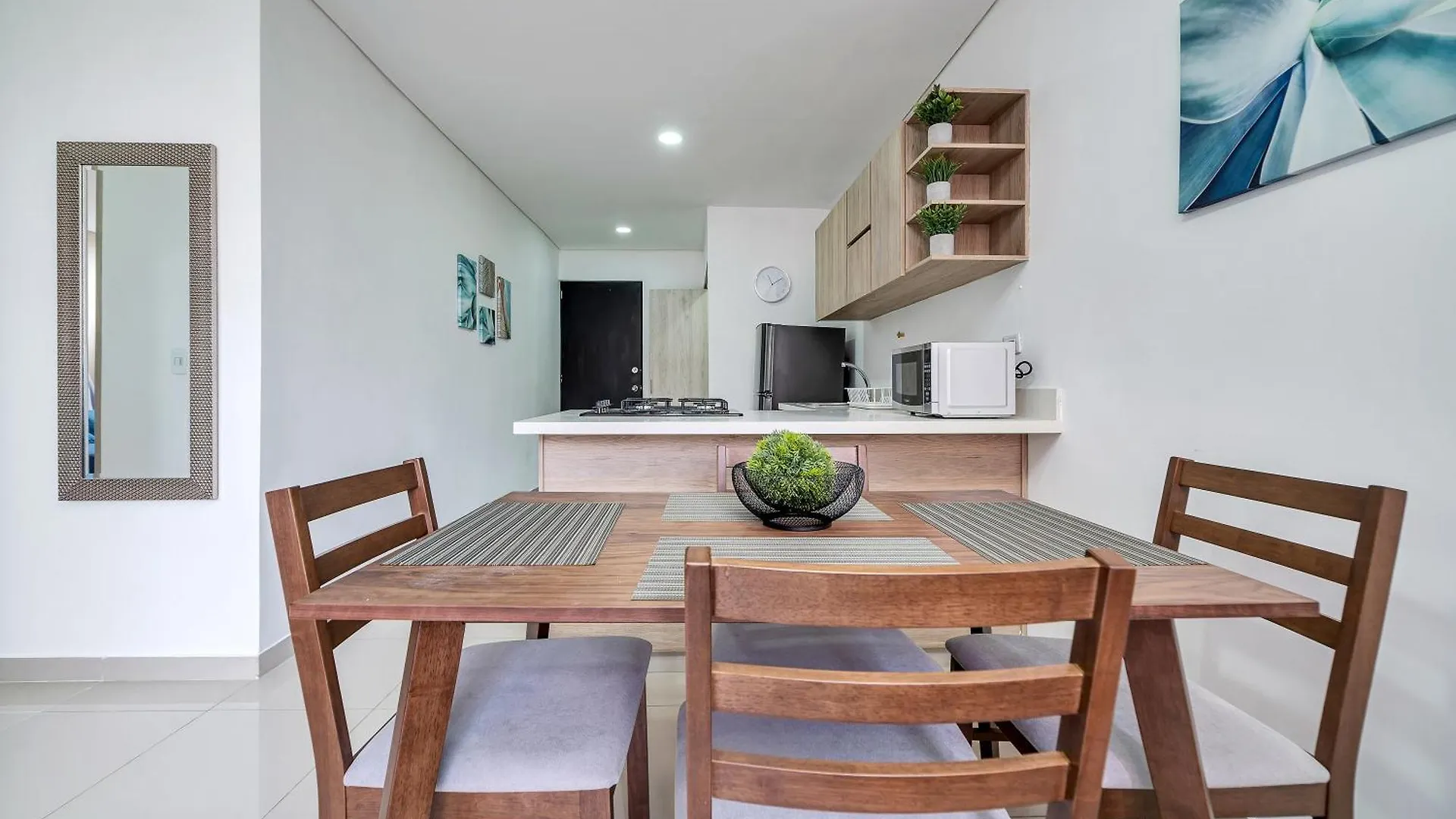 Apartamentos Oslo Tesoro By Housy Host Medellín