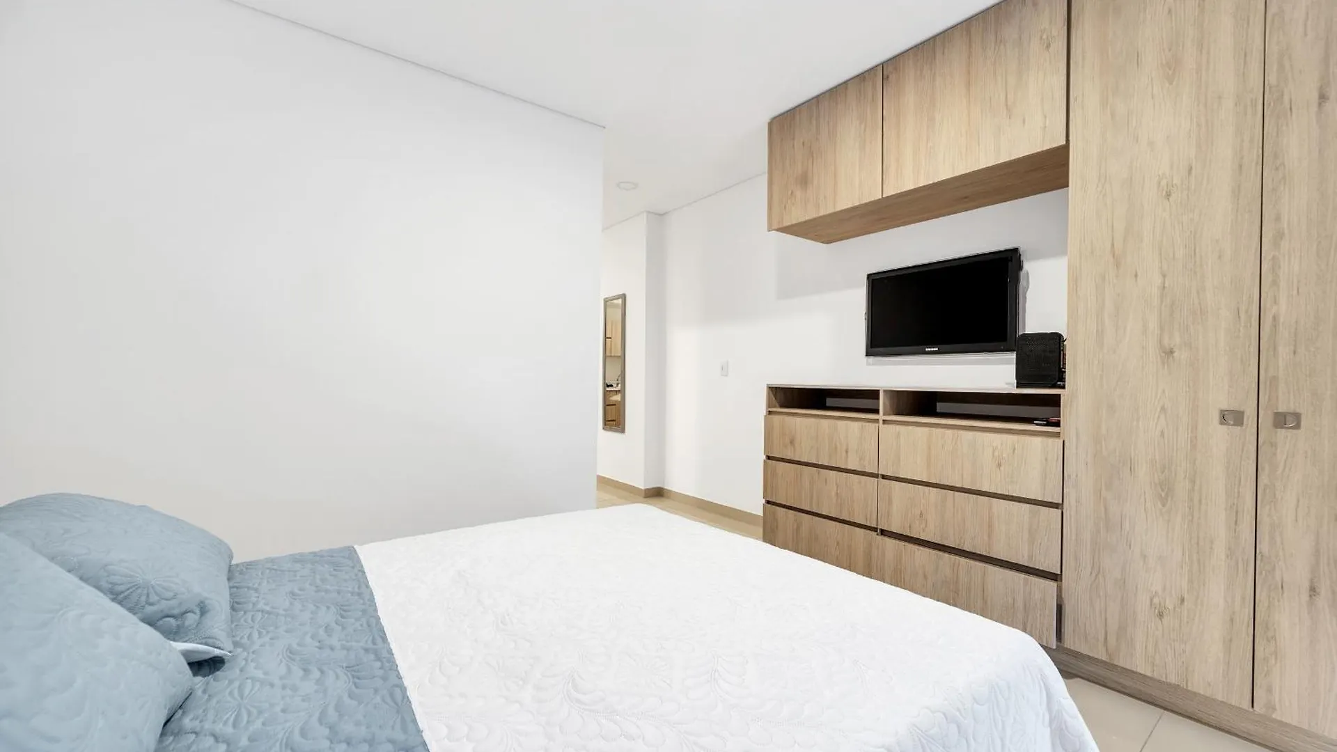 Apartamentos Oslo Tesoro By Housy Host Medellín