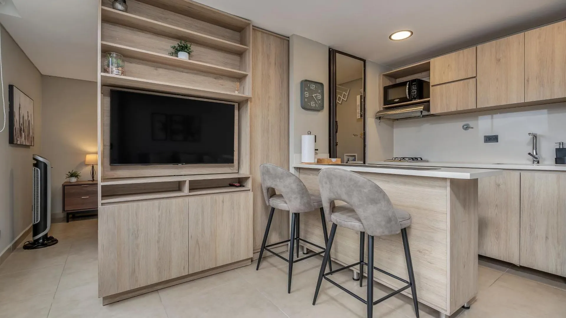 Apartamentos Oslo Tesoro By Housy Host Medellín