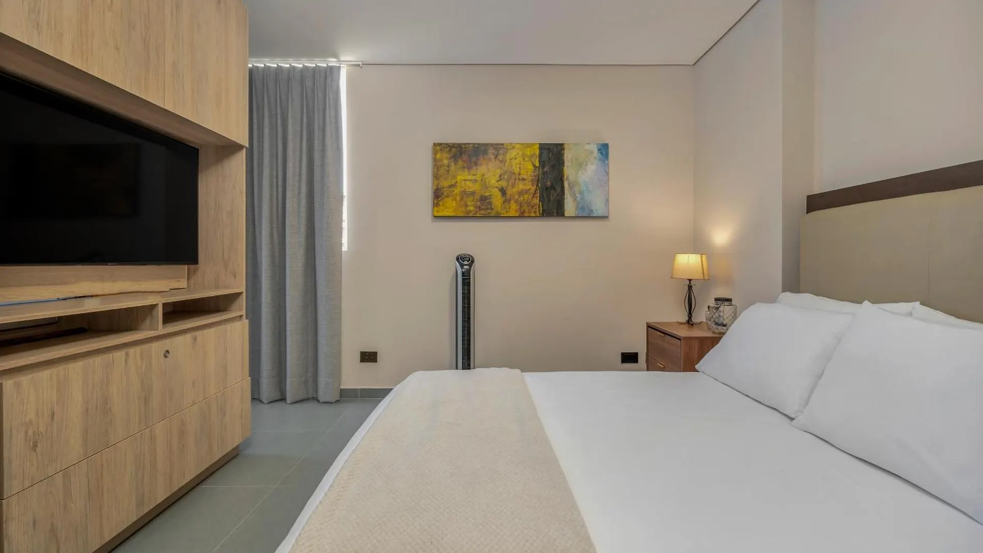 Apartamentos Oslo Tesoro By Housy Host Medellín Oda ve Kahvaltı