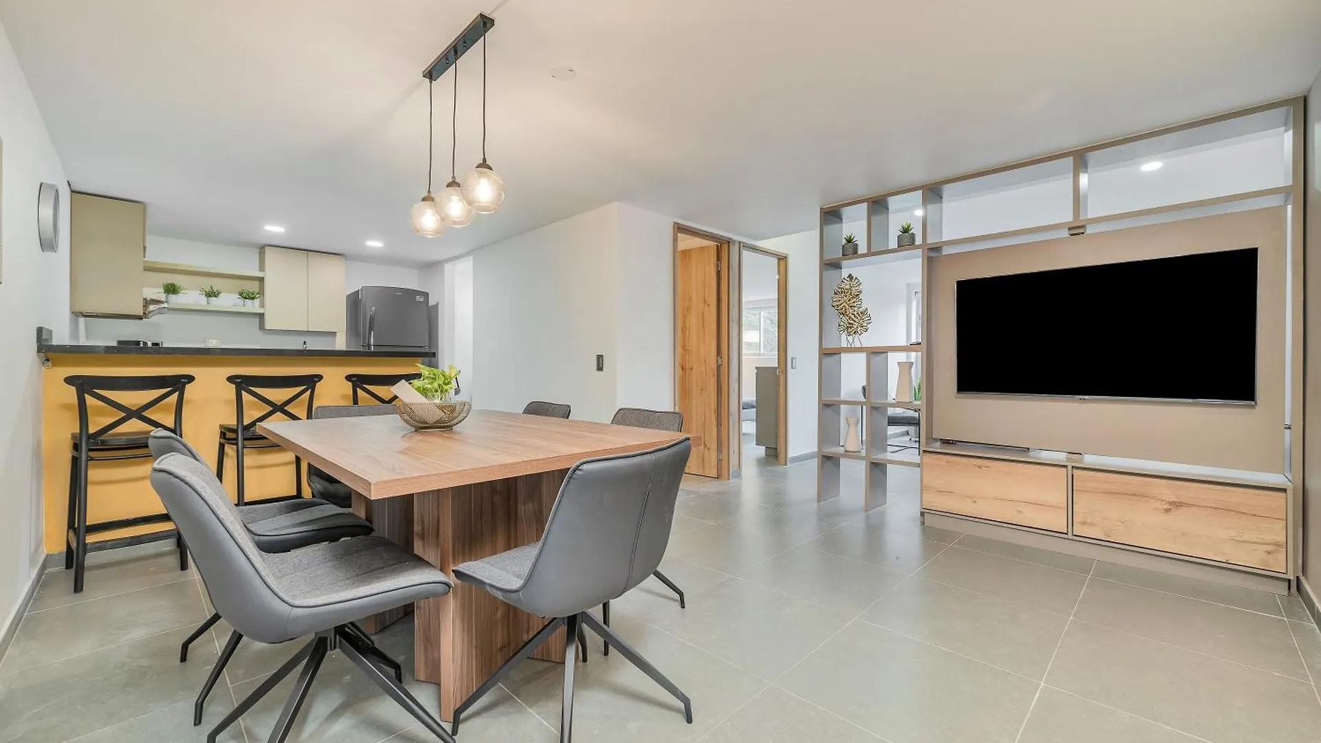 Apartamentos Oslo Tesoro By Housy Host Medellín Oda ve Kahvaltı