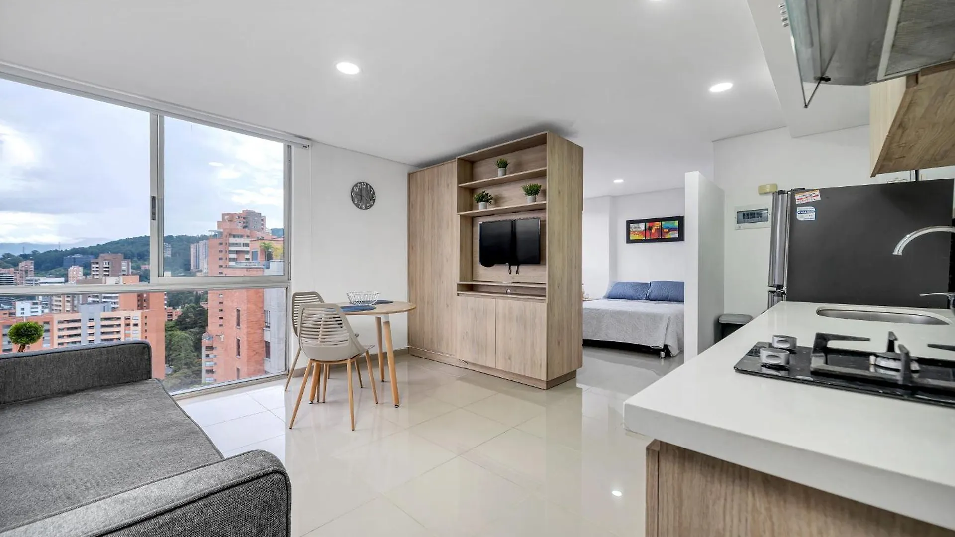 Apartamentos Oslo Tesoro By Housy Host Medellín Oda ve Kahvaltı