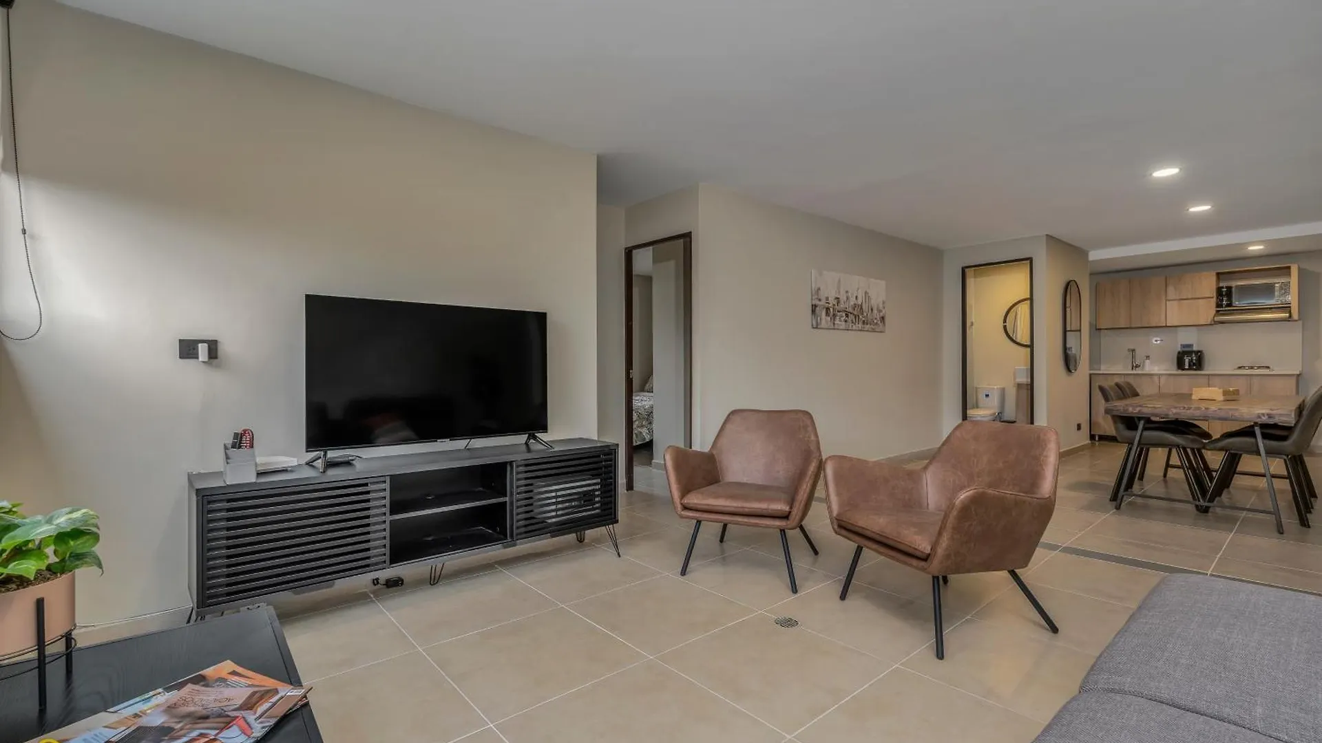 Apartamentos Oslo Tesoro By Housy Host メデジン 0*,