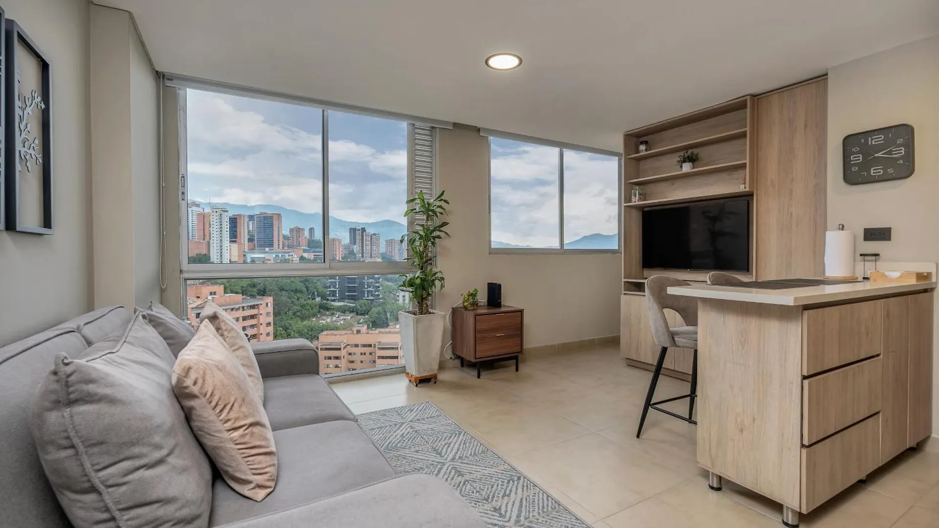ベッド・アンド・ブレックファスト Apartamentos Oslo Tesoro By Housy Host メデジン コロンビア